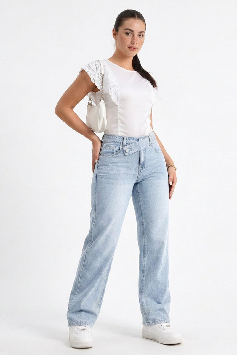 Women's Vintage Wash Straight Jeans with Unique Waistband