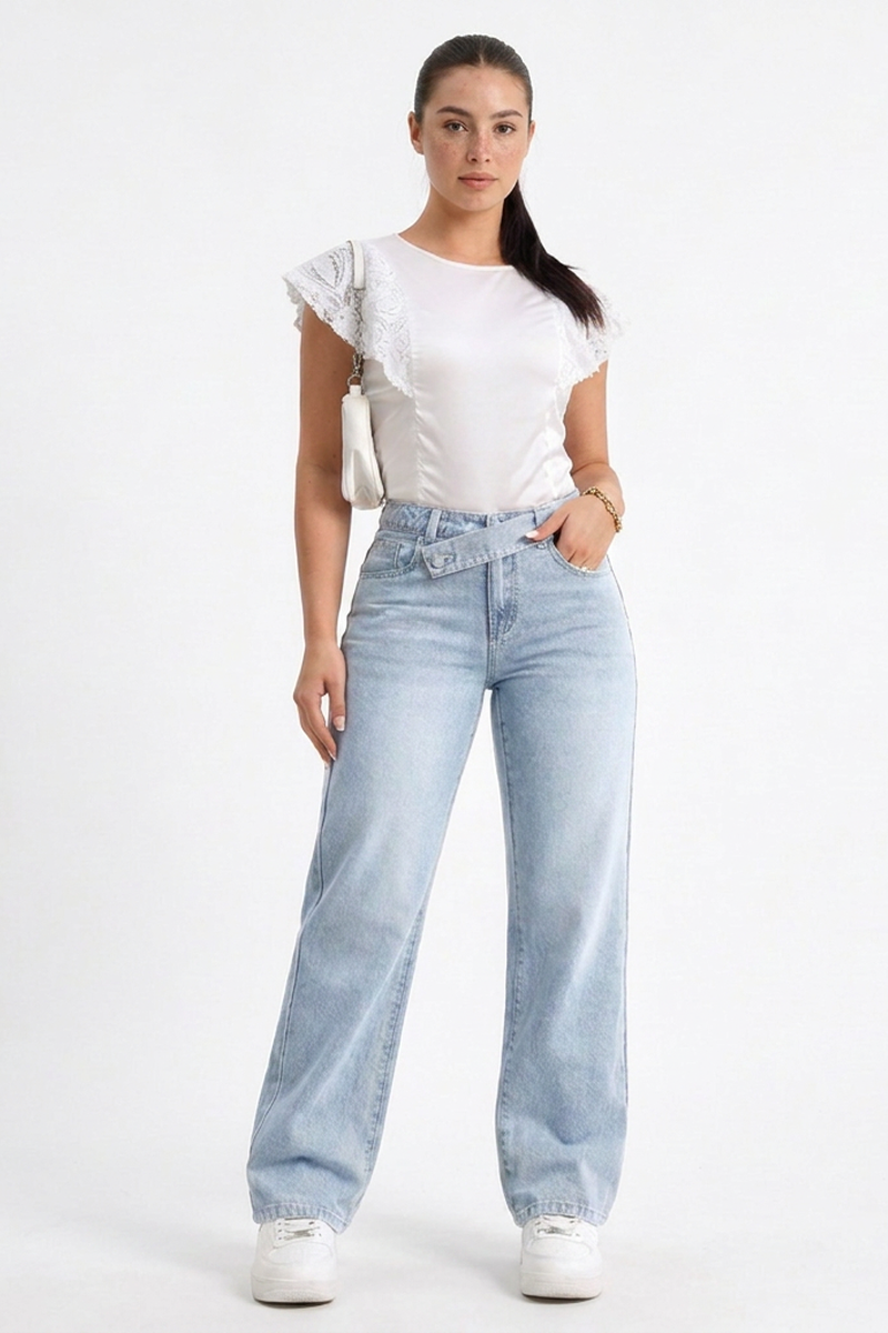Women's Vintage Wash Straight Jeans with Unique Waistband