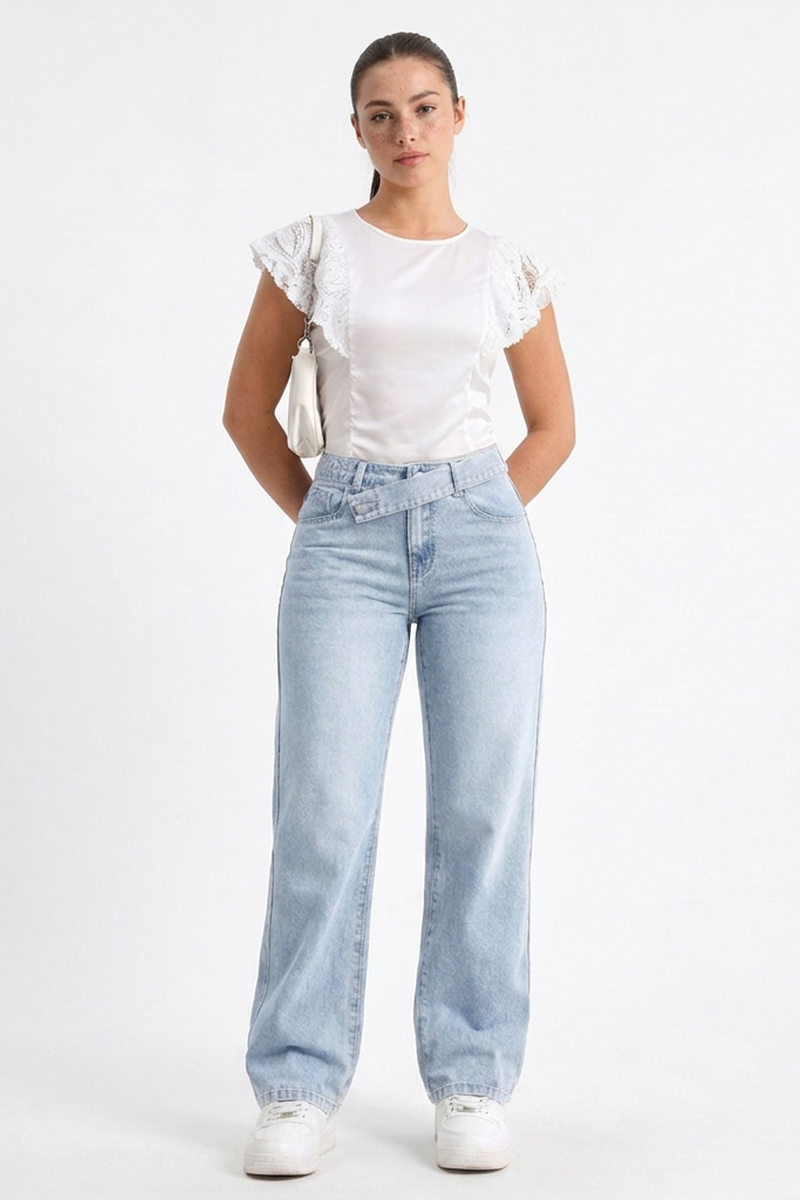 Women's Vintage Wash Straight Jeans with Unique Waistband